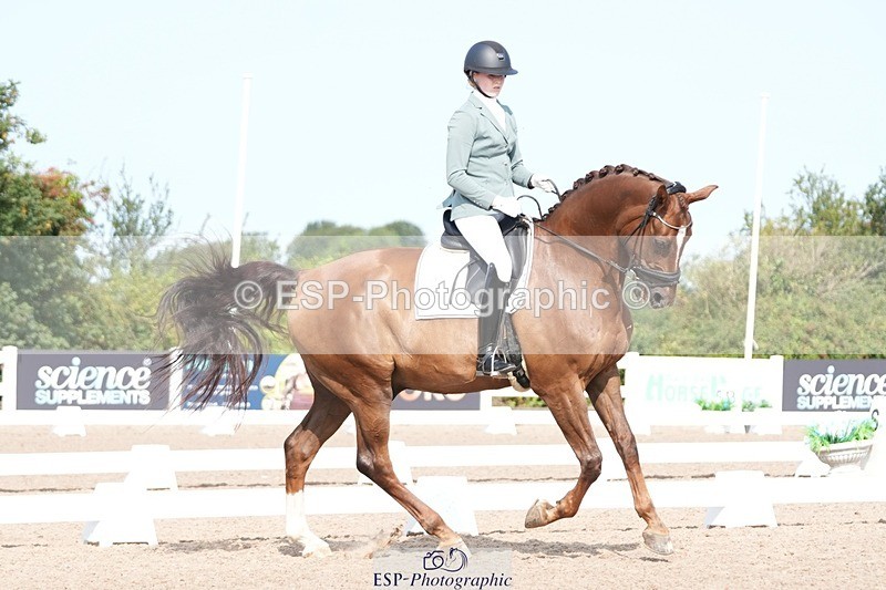 250815-102206-00403 - 009-Rebecca.HeavenAfortinius