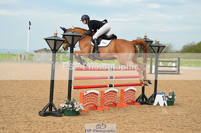 230504A-091032-00295 - Cls 8 Snr Foxhunter