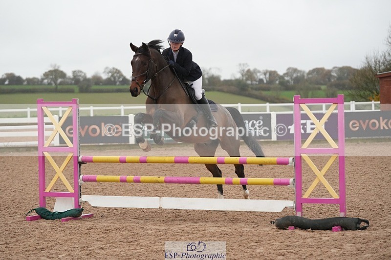 251109-090015-03126 - Cls 15 British Novice and 90cm Open