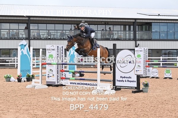 BPP_4479 - CLASS 5 WED Redpost Equestrian Senior Foxhunter/1.20m Open