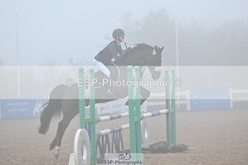 250208-124310-00642 - Cls 9 Pony Newcomers and 1m