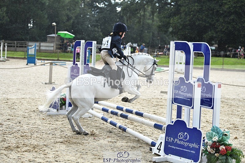 230824-164127-05979 - Round 2 Assisted Start to 16.50 CW