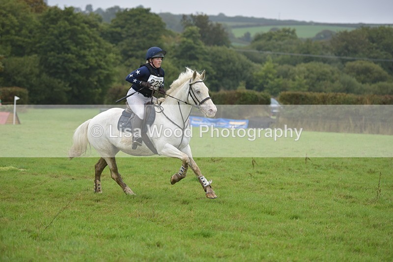 RAY_9800 - Class 2: 70cm: Corner