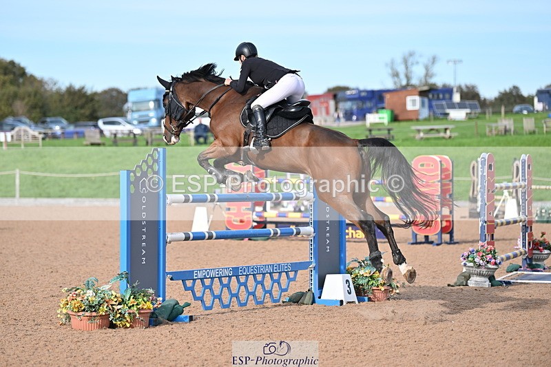 231015A-153005-09048 - Cls 32 National 1.30 & 1.40m Open