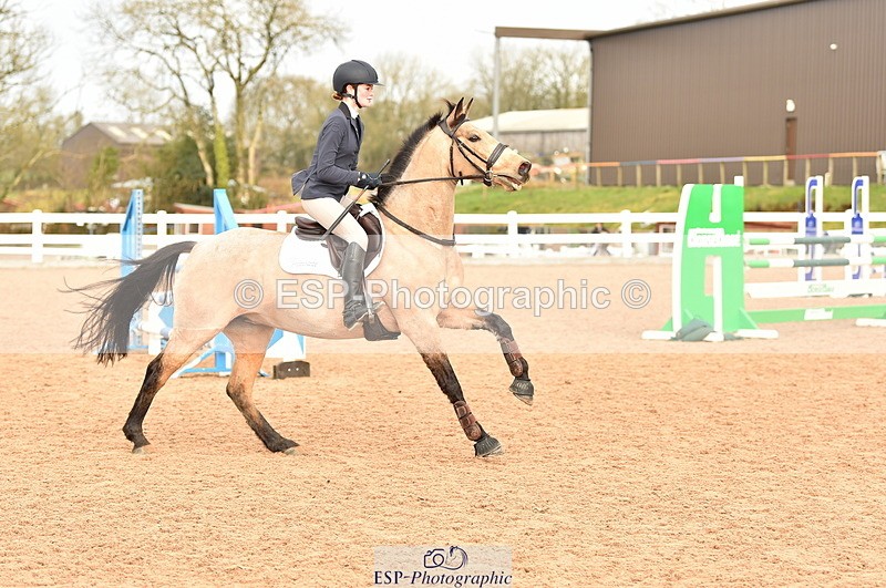 240210A-125006-01243 - Cls 9 Foxhunter & 1.10m Open