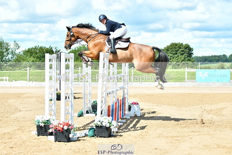 230720A-111010-02088 - Cls 5, 2 Star Medium 1.35m