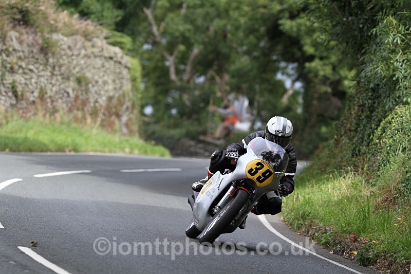 FOM_9456 - Bennetts 500cc Classic TT Race