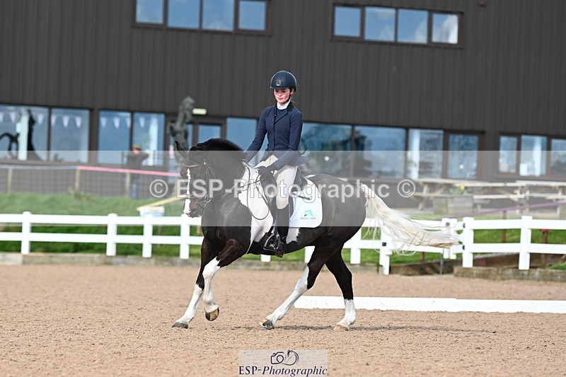 240323A-151238-02408 - UnA Novice 28