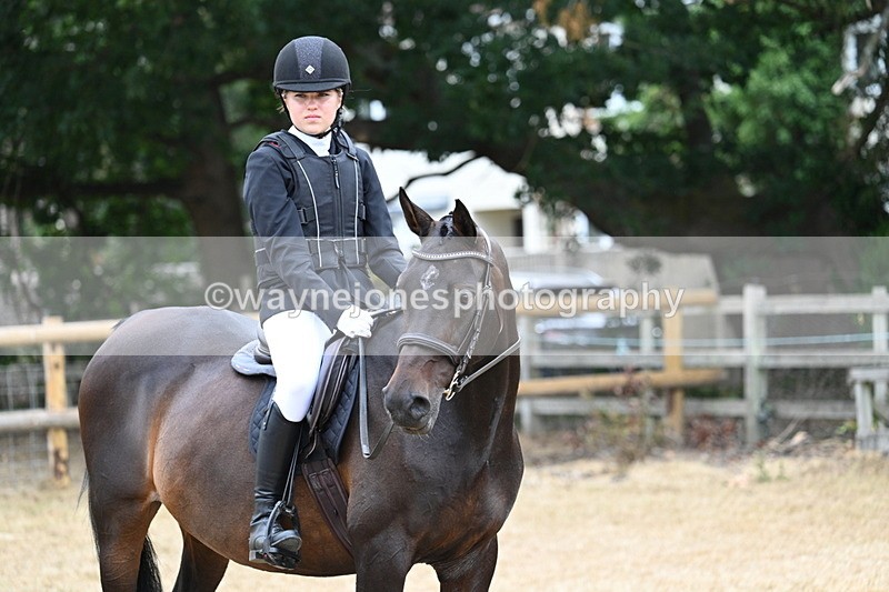 WJ7_1126 - Class 8 Ridden Veterans