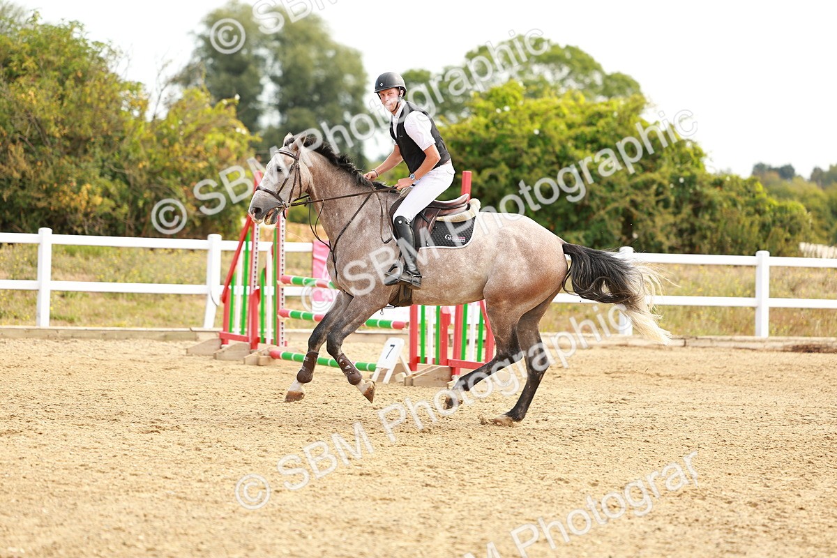 SBM_002419 - Class 9 - Senior British Novice - 90cm