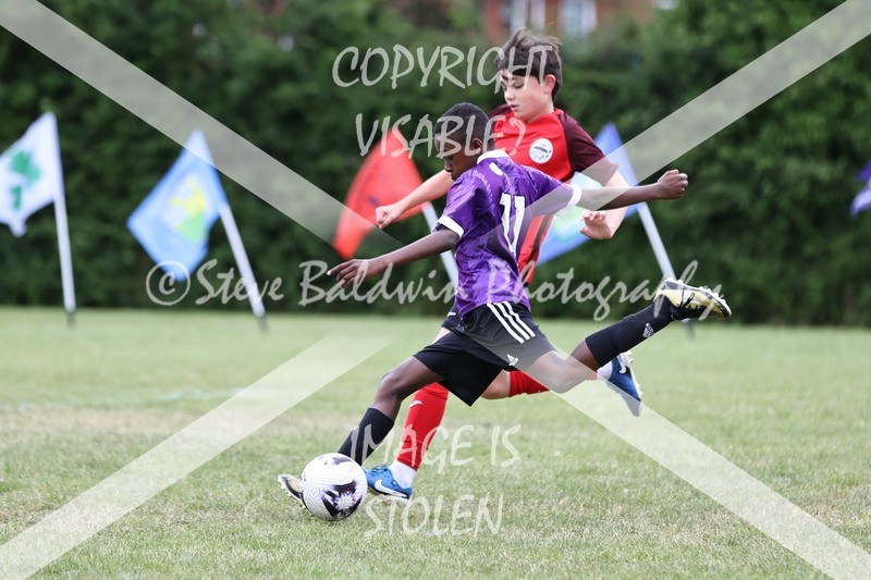 1DX30996 - Brook Field V Goddard Park