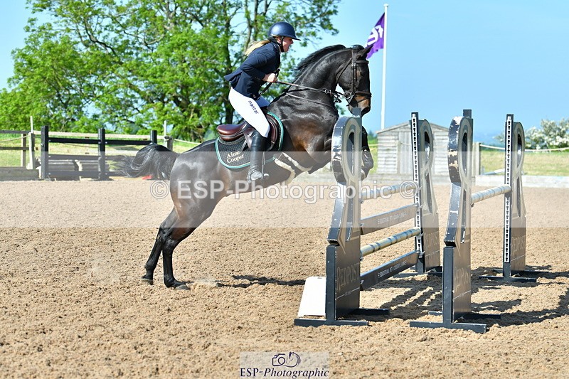 230527A-092907-02987 - Cls 13 Snr 1.05m + 1.10m Open