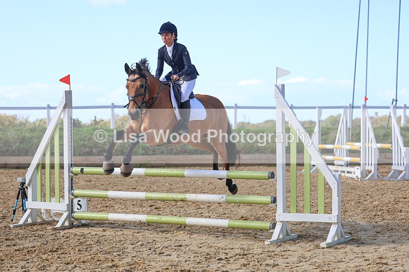 3E7A5208 - Class 9: 80cm Senior