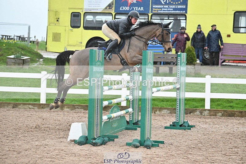 240225A-132819-05485 - Cls 21 Newcomers and 1.10m Open