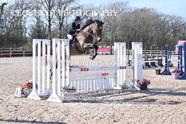 BPP_3565 - CLASS 6 Senior Discovery/ 1m Open