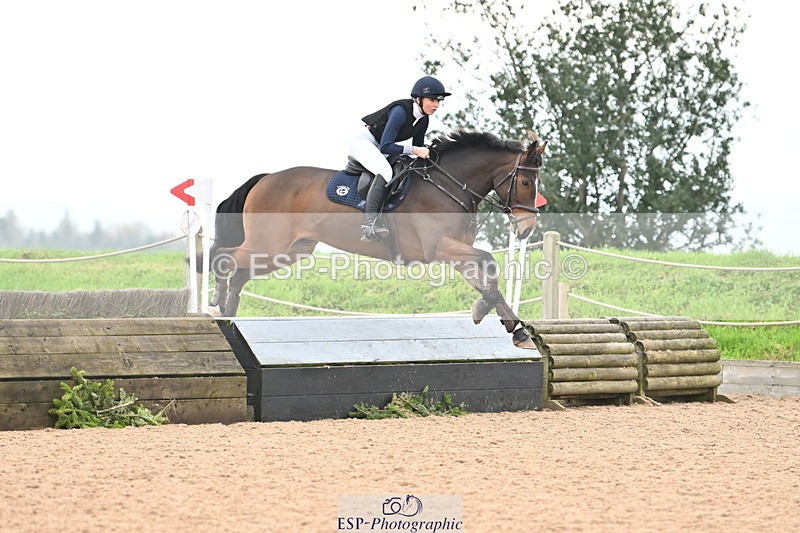 241110A-122754-00843 - 80cm 11.30 to End