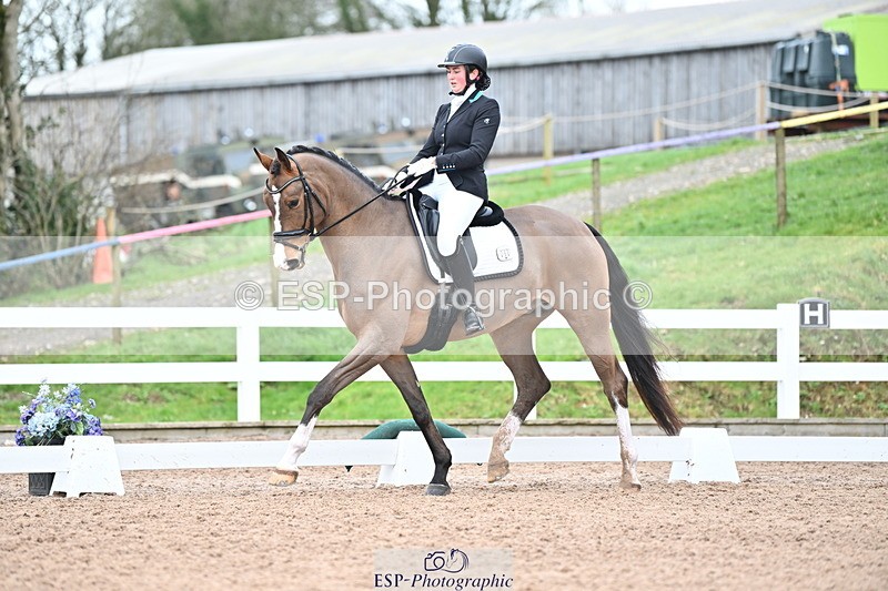 240218A-134122-07679 - 262-Amy.Hose-Enrique