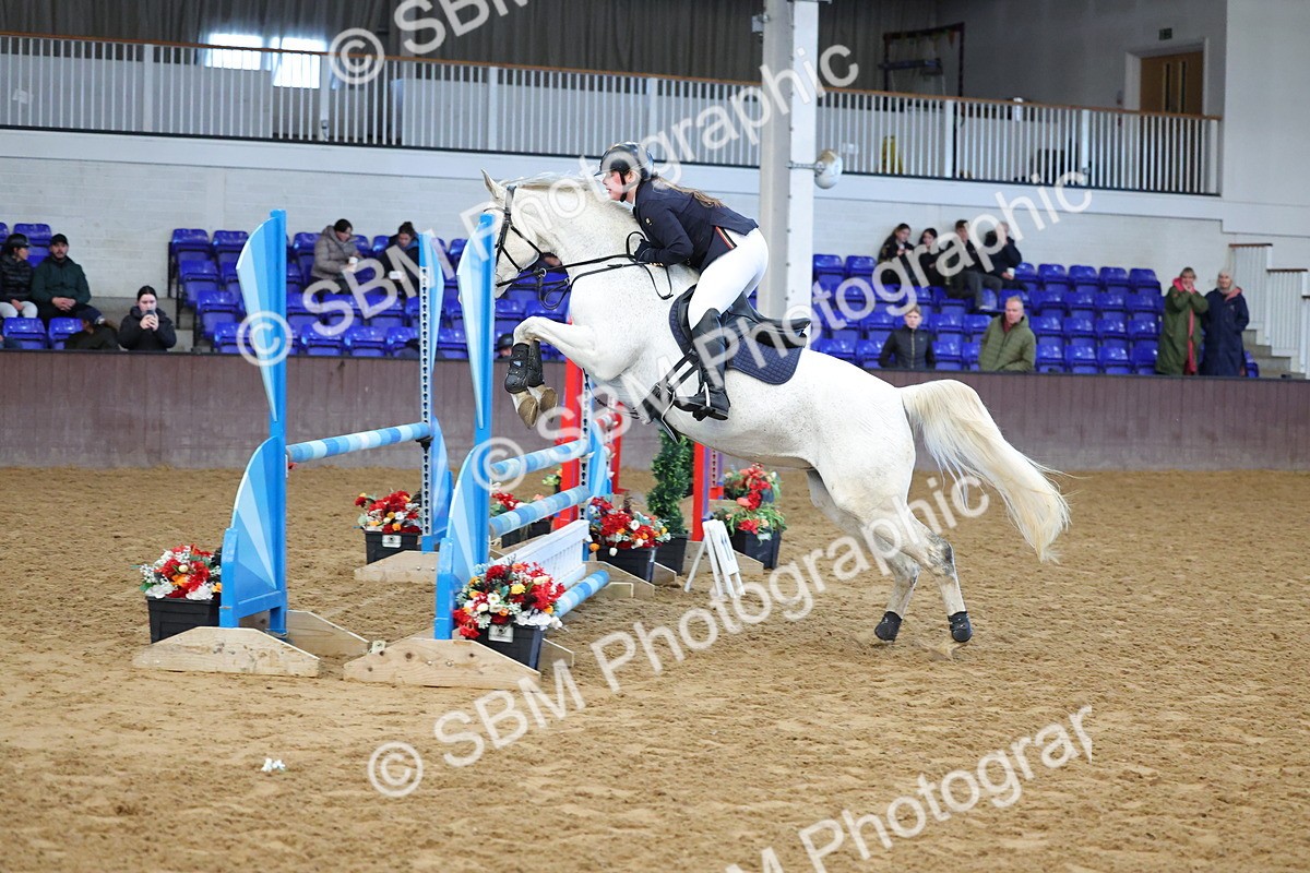 SBM_005348 - Class 22 - Bliss of London Novice Winter Championship Qualifier 90cm