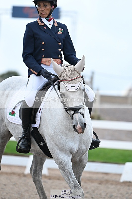 250907-121650-08286 - 010-Donna.HarrisKylah