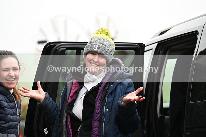 WJ6_6439 - Meet