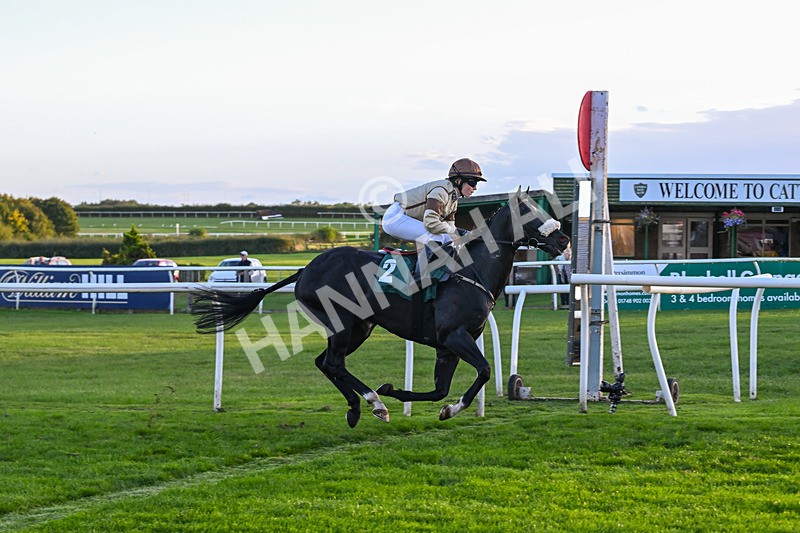300926-Race 8-Jojo Rabbit-7204 - Race 8 5.55pm Racing Again 17th October Amateur Jockeys' Handicap