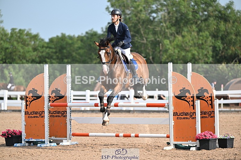 240801A-091501-00074 - Cls 7 Snr Discovery and 1m Open