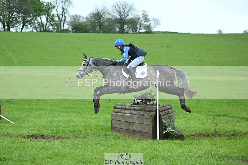 250419-110335-08731 - 508-Maisy.Miller-HEADDON.SWAN.SONG