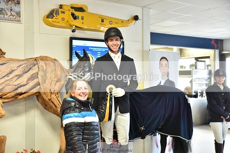 250214-153340-02554 - Advanced Medium Silver Presentations