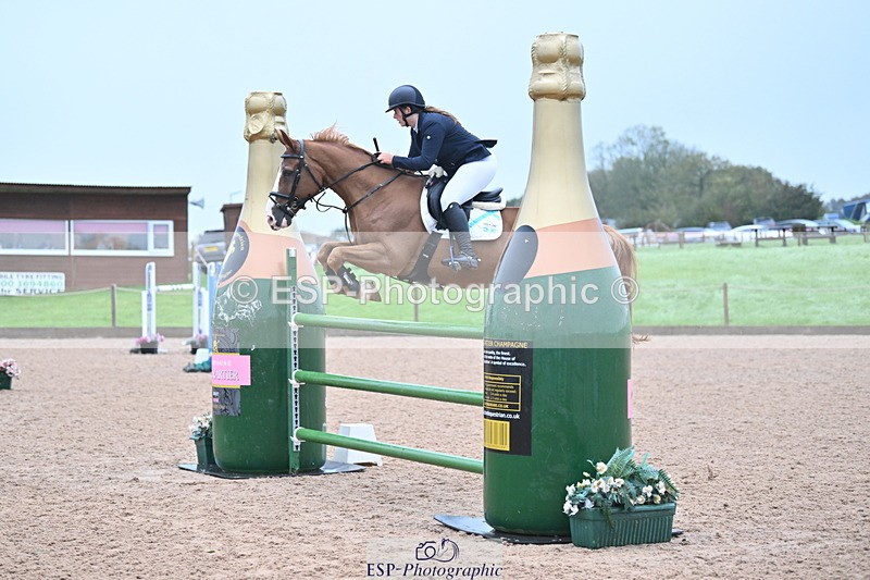 231013A-161124-03233 - Cls 10 National 1.30m Open