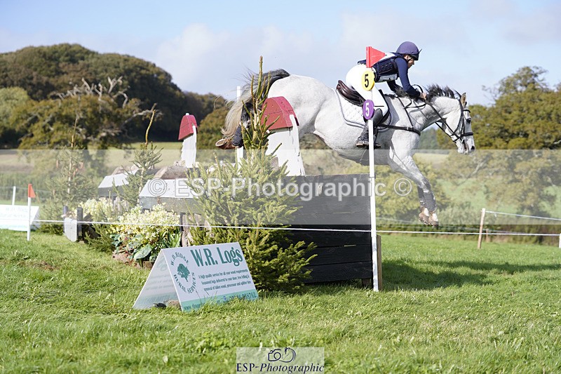 241025-123040-07951 - 143-Courtney.Romcke-KILBALLYBOY.SURPRISE