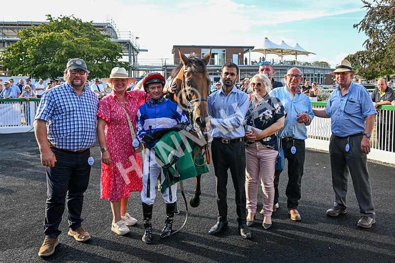 140826-Race 3-Equity Law-9261 - Race 3 18.43pm Heineken 0% Handicap