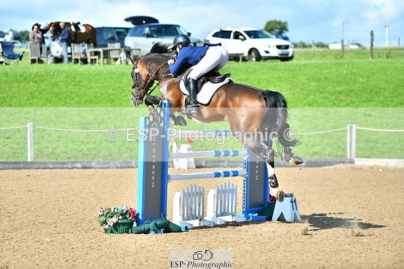 230723A-170604-13763 - Cls 8, 2 Star Medium 1.35m