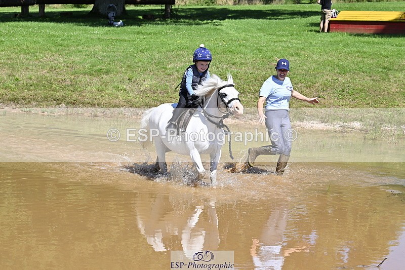 240728B-111601-01351 - Gemma's Group XC