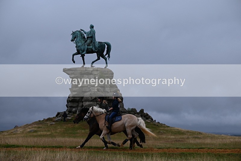 DSC_2636 - Time at Statue 12:34 to 12:56