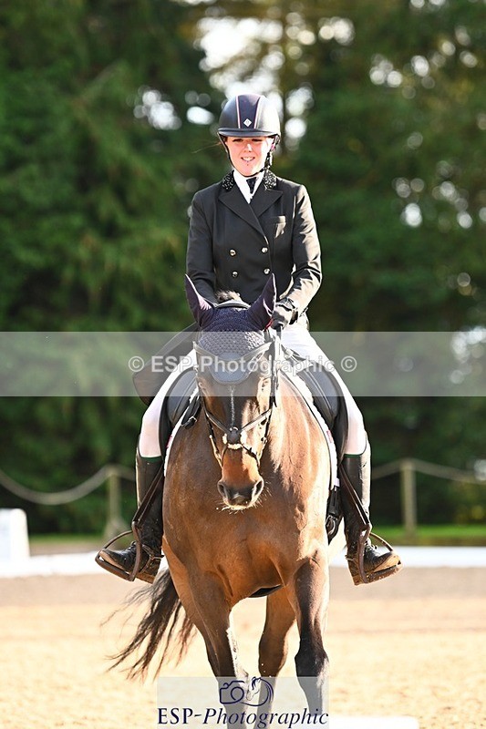 231021-160536-21021 - 263-CLARKIE-Charlotte.Byrnes-DR