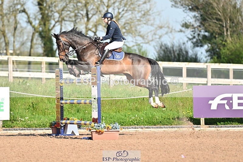 240510A-170006-09352 - Cls 24 National 1.40m Open