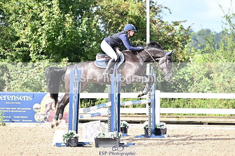 240912A-112739-01192 - Cls 9 Snr Discovery and 1m Open