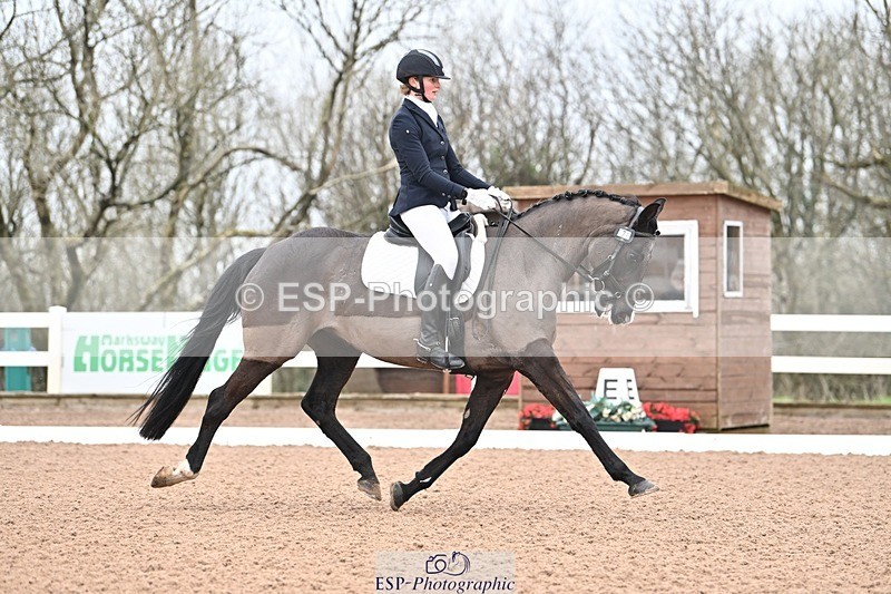 250216-100355-04551 - 120-saska.ingham-Fantasma