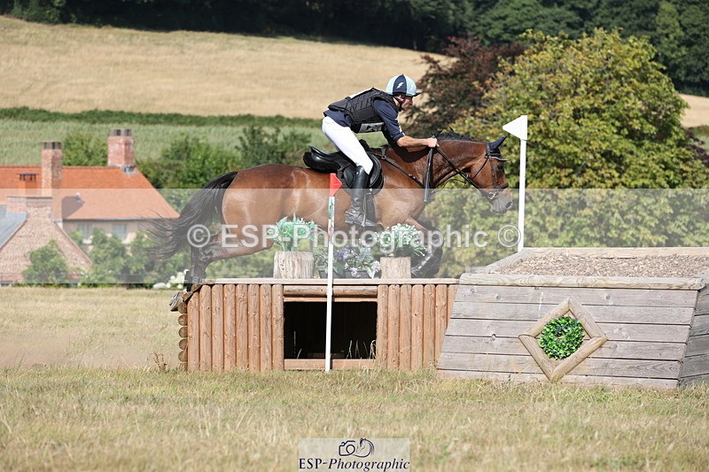 250802A-162334-07532 - E-212-Neil.Roberts-SUMMER.SOLSTICE