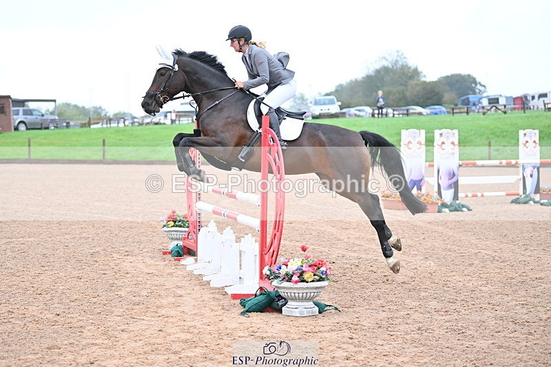 231013A-101245-01127 - Cls 7 Discovery & 1m Open