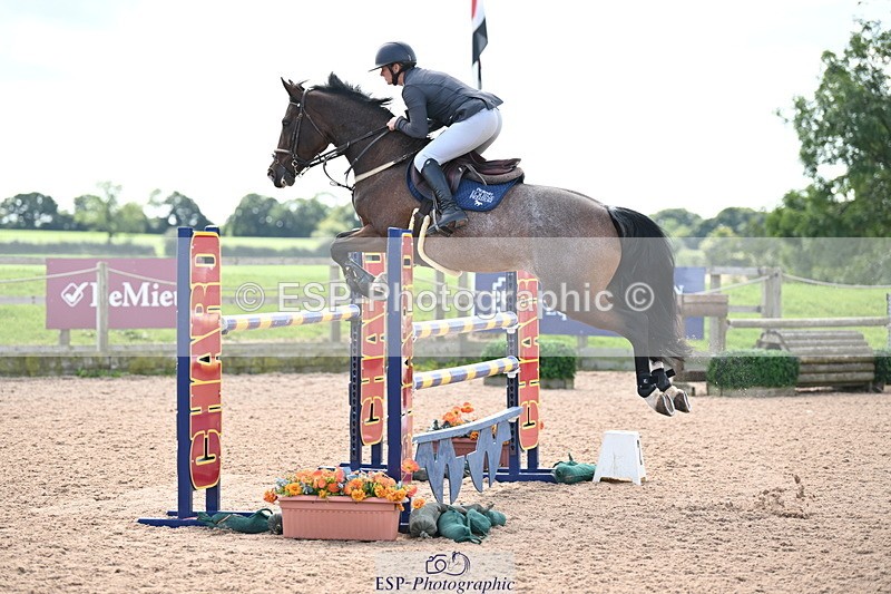 240913A-132943-04553 - Cls 15 Snr Foxhunter