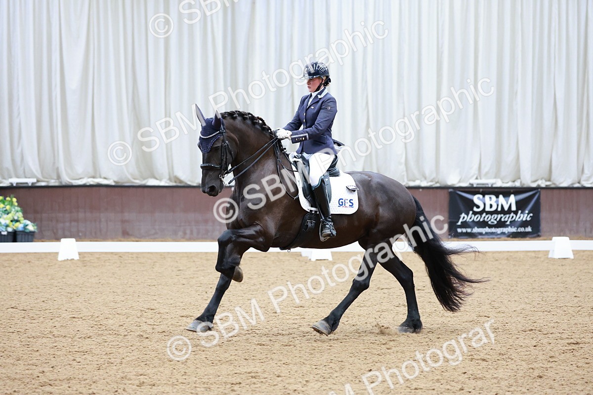 SBM_005913 - Class 3 - Medium 6 - 14.40-15.52