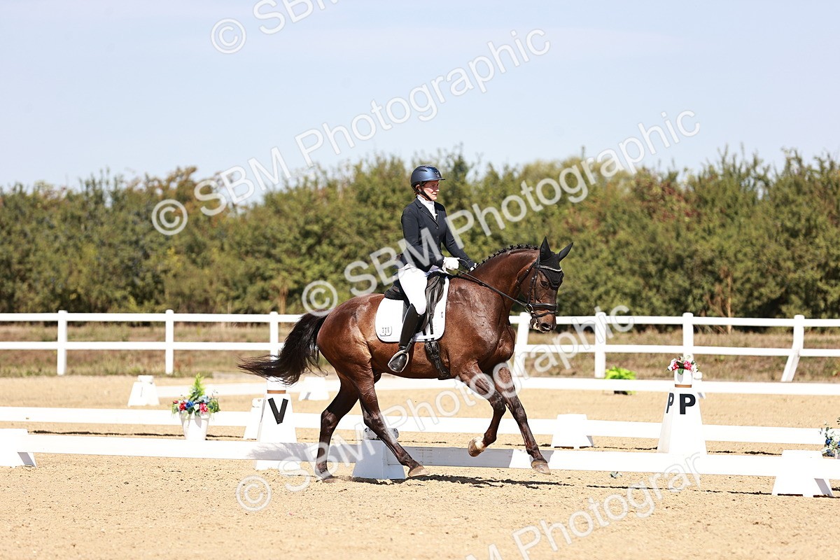 SBM_004927 - Class 12 - Novice 5 - 12.02-12.44