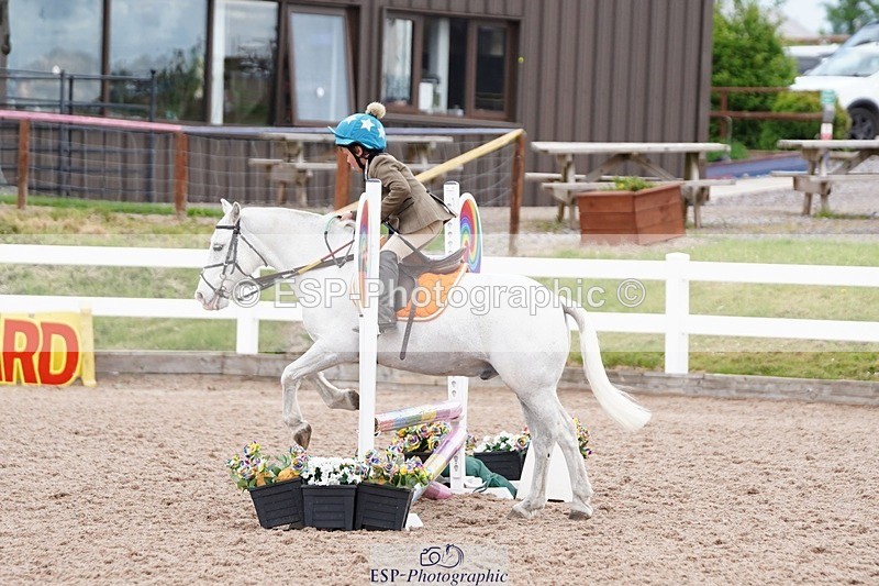 250505-121206-04304 - Cls 18+19 Club and Schools 60cm