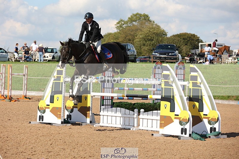 230915A-150221-02885 - Cls 5 National 1.40m