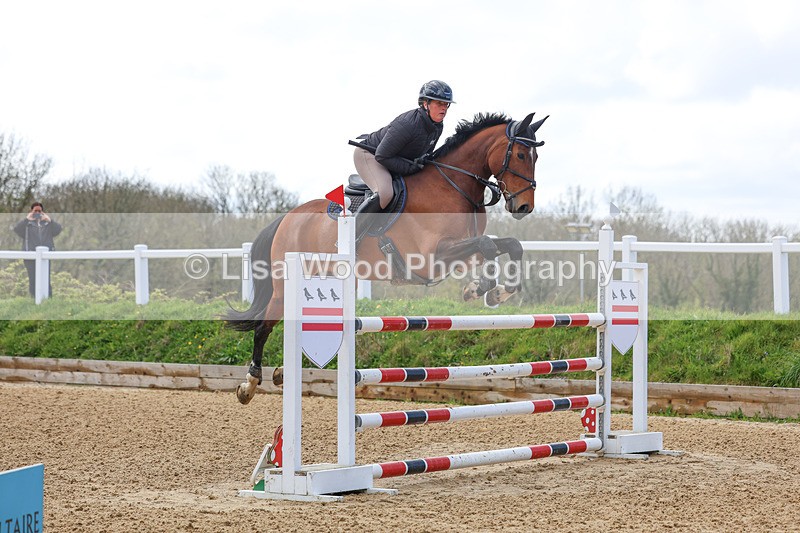 3E7A2039 - Class 8: Senior Foxhunter/1.20 open