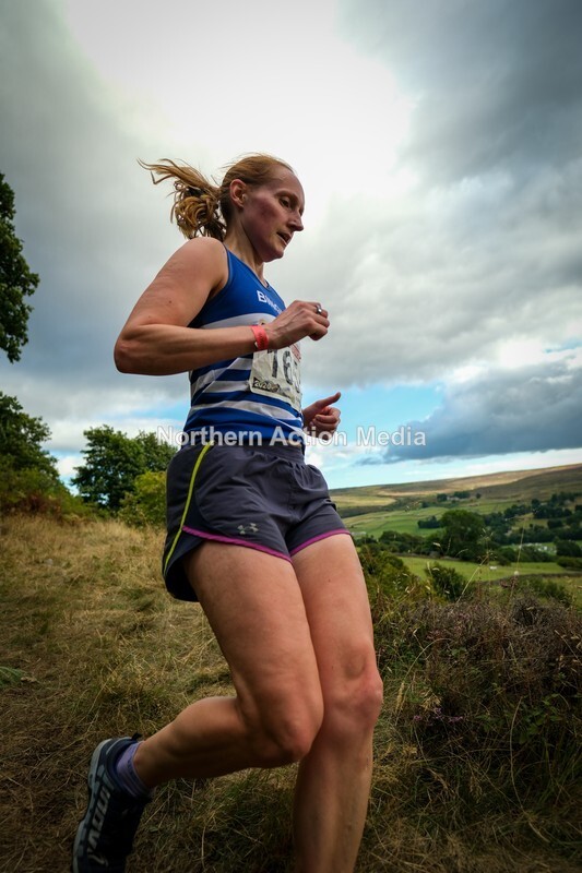 DSCF5393 - Reeth Fell race seniors
