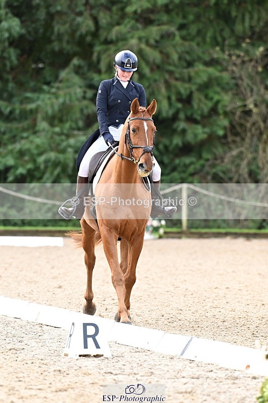 251023A-112510-01723 - B-137-Josie.Reid