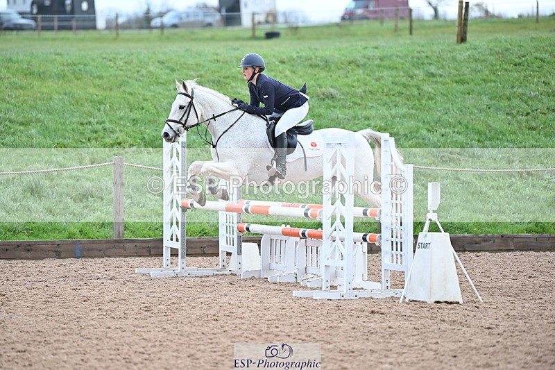 231203A-120039-01027 - Cls 18+19 Club and Schools 90cm