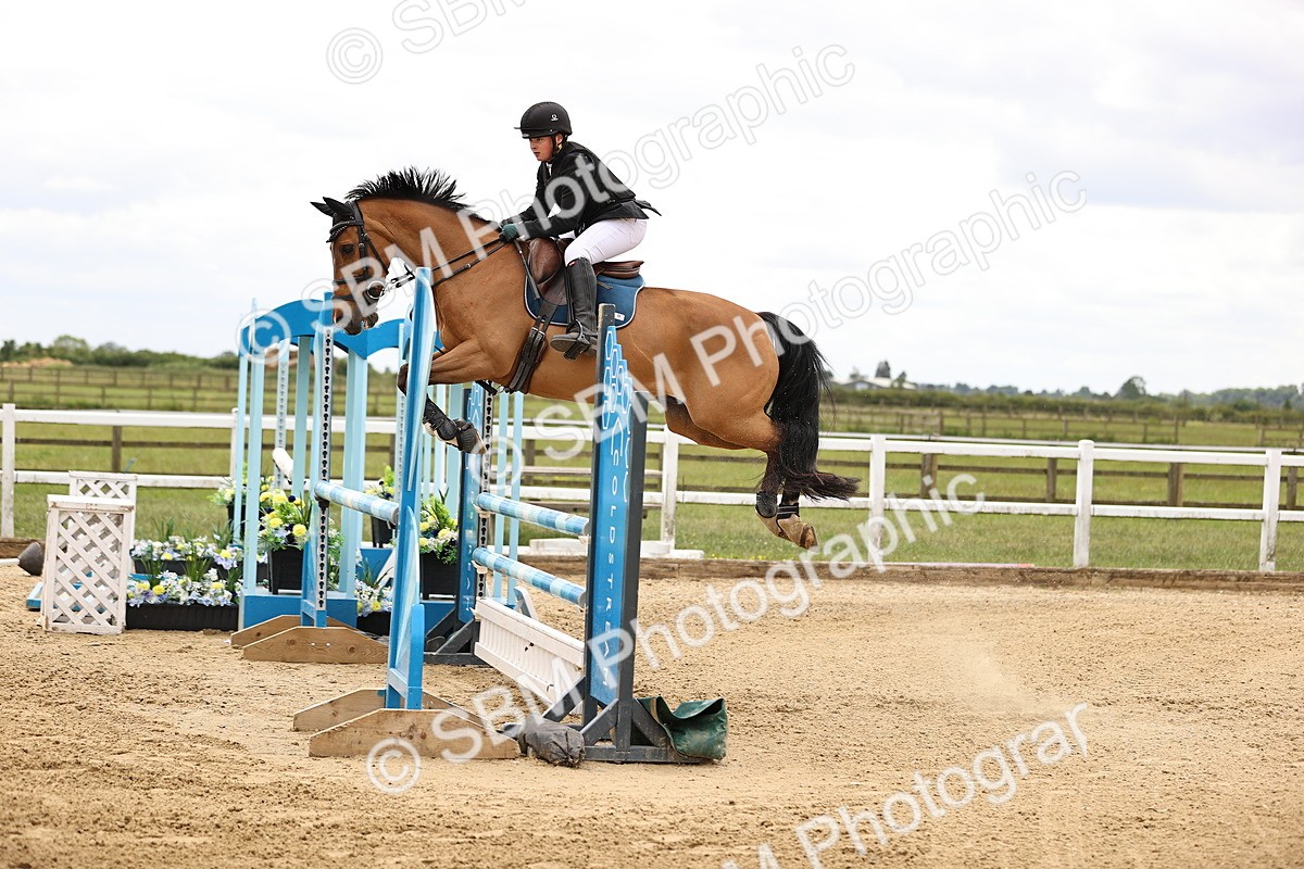 SBM_000421 - Class 4 - 1m showjumping
